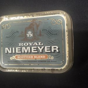 Vintage Blik Royal Niemeyer Scottish Blend Tabak – Origineel Verzamelitem!
